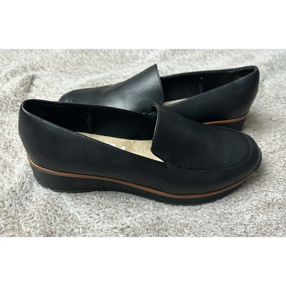 Bare Traps Women’s 11 M Black Loafers Wedge Heel Faux Leather Slip On Shoes NWOB